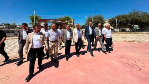 AK Parti Heyetinden Elbeyli'de Muhtarlarla İstişare Toplantısı
