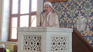 Dr. Muhlis Akar Cuma Vaazında Vatandaşlarla Buluştu