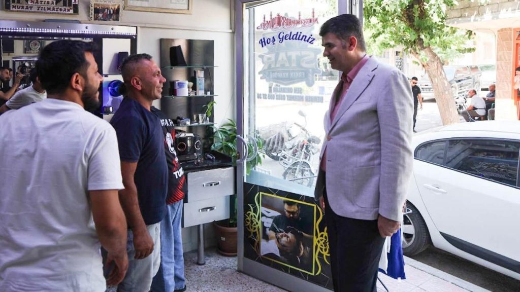 Vali Kalaylı Karataş Semtinde Vatandaşlar İle Bir Araya Geldi!