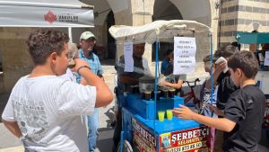 Ahmet Eren’den Ulu Camii’nde Vefa ve Hayır İkramı