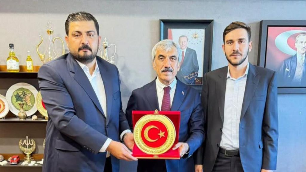 Ahmet Salih Dal, Akdemir’i TBMM’de Ağırladı