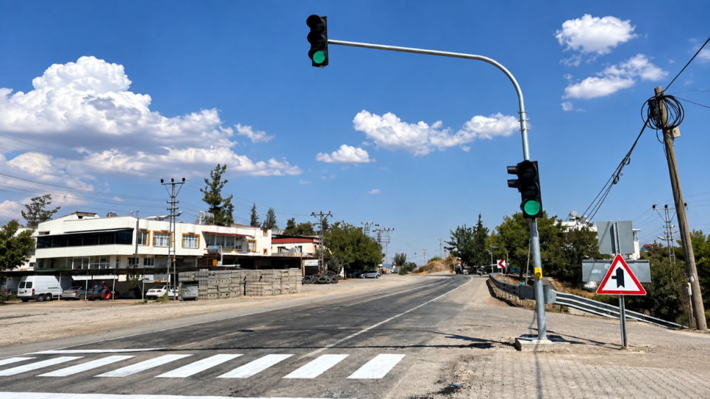 Gülbaba Köyü Geçişinde Yaya Güvenliği Artırıldı