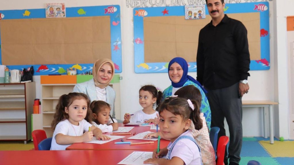 Kaymakam Bozan’dan  Eğitim Yılının İlk Gününde Okul Ziyareti