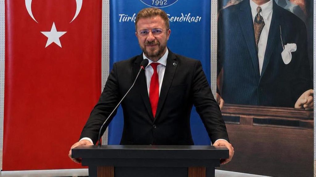 "Öğretmenin İtibarı, Eğitimin İtibarıdır"