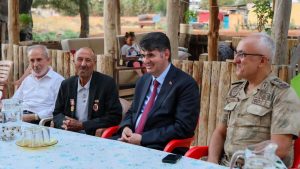 Vali Kalaylı’dan Kahraman Gazi Abdulgani Kaya’ya Ziyaret