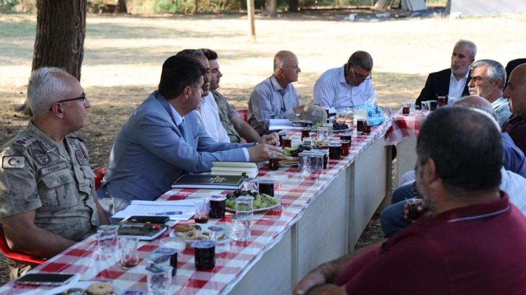 Vali Kalaylı’dan Köylere Ziyaret