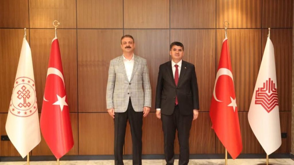 Vali Kalaylı’dan Vakıflar Genel Müdürü Aksu’ya Ziyaret