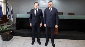 Bakan Çiftçi Yunanistan mevkidaşı Chrisochoidis ile bir araya geldi