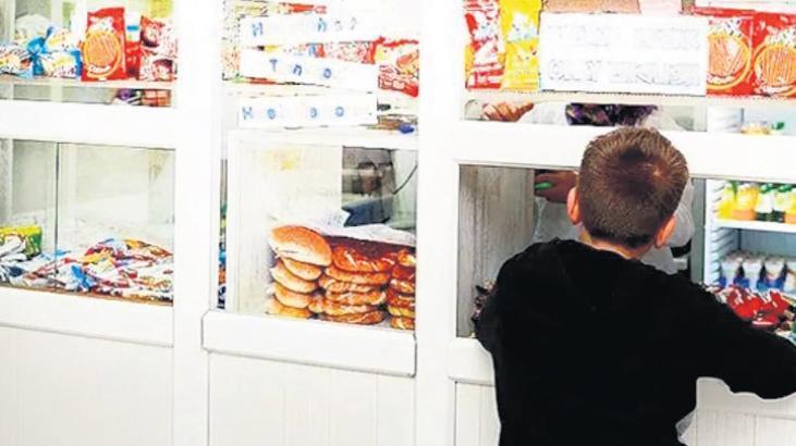 Jelibon, çikolatalı tost satılıyor! Kantinde standart yok