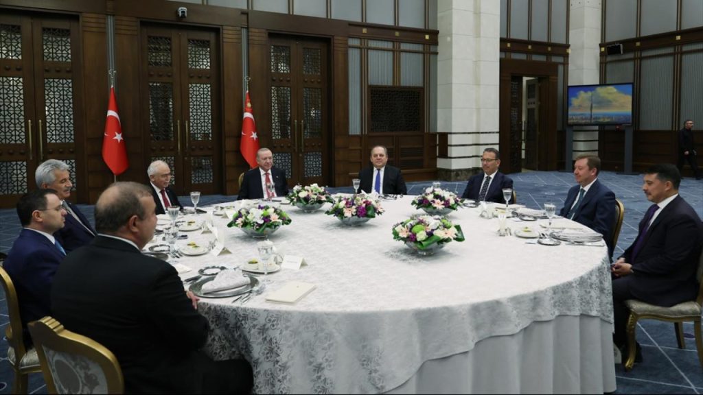Cumhurbaşkanı Erdoğan, Yüksek Mahkeme Başkanlarıyla yemekte bir araya geldi